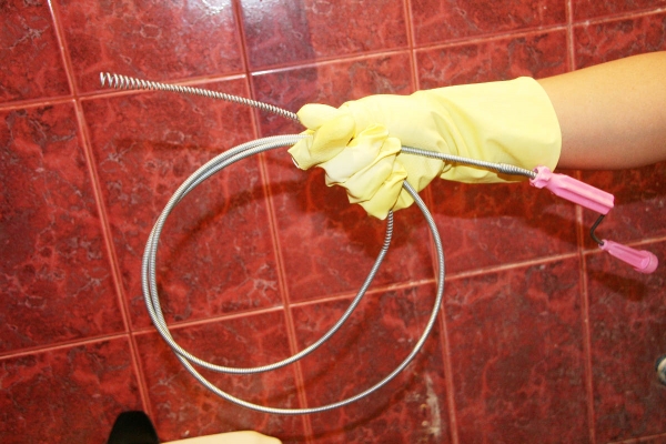 Устранение засора в канализации: причины появления, способы устранения и профилактики