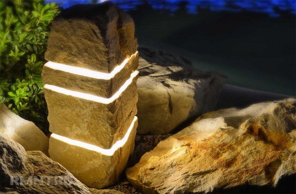 





Ландшафтные светильники из камня и имитации валунов



