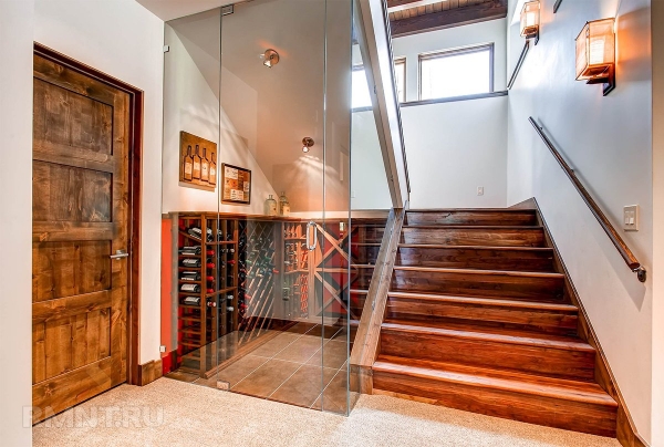 





Домашние мини-бары под лестницей: вдохновляющая фотоподборка



