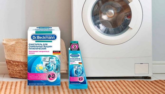 Как убрать неприятный запах из стиральной машины в домашних условиях?