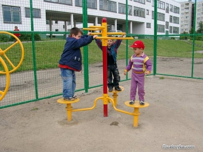 Строительство детской площадки